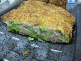 お好み焼き？　豚キャベツフライ