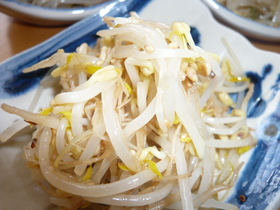 もやしで朝からナムル