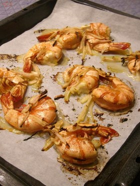 手間なし華やか！エビマリネのオーブン焼き