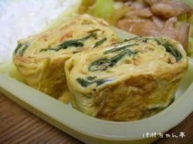 お弁当に♡桜海老とワカメの卵焼き