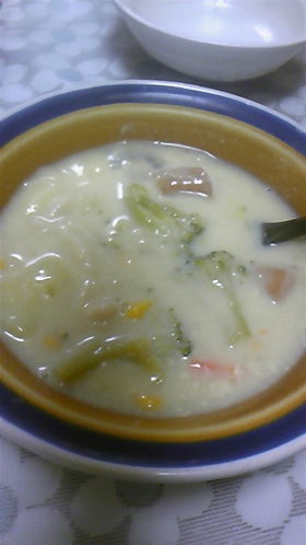 きのこと野菜の豆乳シチュー