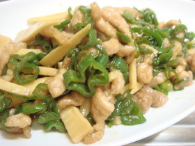 豚とろとろ青椒肉絲　チンジャオロース