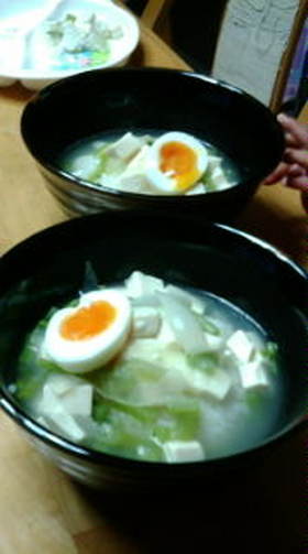 新玉ねぎ入り☆豆腐のスープかけご飯。