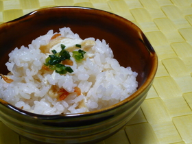 ☆ナンプラー＆にんにくで♪炊き込みご飯☆