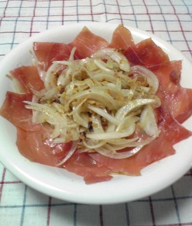 新玉ねぎで簡単！ダブルオニオンサラダ