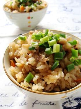 沖縄風炊き込みご飯