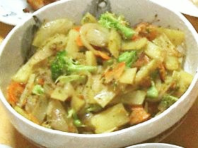食欲そそるよ★じゃが芋といろいろ野菜のカレー炒め