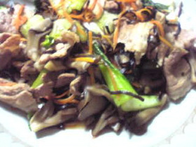テッパン！豚コマと青梗菜の塩昆布炒め
