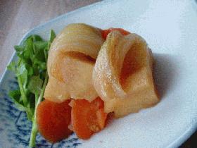 ジャガイモ・ニンジン・玉ねぎDEバター風味の煮物