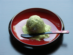 レンジで簡単　春のおやつ　～うぐいす餅～