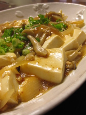 豆腐と玉ねぎ＊焼肉のたれ煮