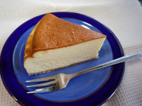混ぜて焼くだけ♫簡単ＮＹチーズケーキ