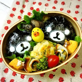 キャラ弁　まっくろ☆リラックマ？