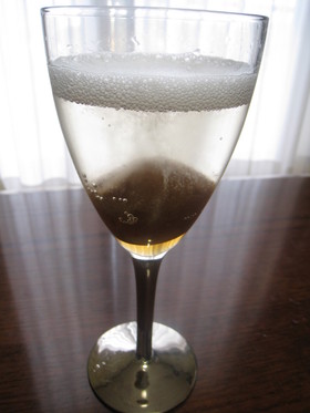 お母ちゃんの梅酢deソーダ割