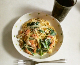 ホタテと小松菜のクリームパスタ
