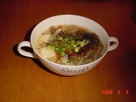もずくスープ