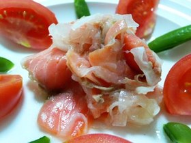 スモークサーモンのマリネ