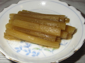春の味覚！　ふきの煮物