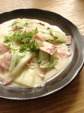 白菜とハムのクリーム煮