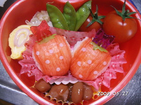 キャラ弁　イチゴ