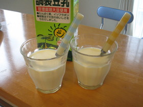 豆乳１：牛乳１で相乗効果があるんだって。