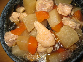 鶏もも肉と大根の炊いたん