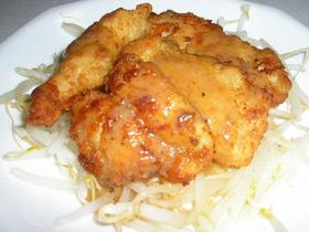 濃厚でおいしいムネ肉の唐揚げ