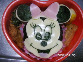キャラ弁　ベビーミニーちゃん