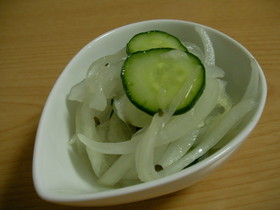 大葉香る酢の物。