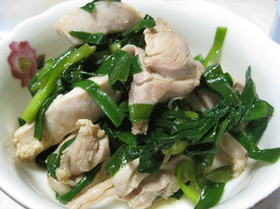 鶏とにらの柚子ポンあえ