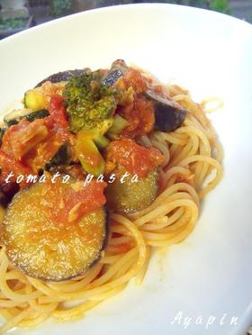 ゴロゴロ野菜たちとツナのトマトパスタ♡