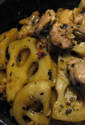 サクサクおいしい、鶏と蓮根の炒め煮