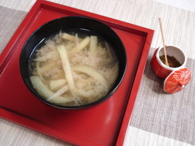 ごぼうとなすの味噌汁