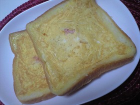 トロトロチーズ＆卵のトースト