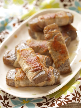 こんにゃくの肉巻きハーブソテー
