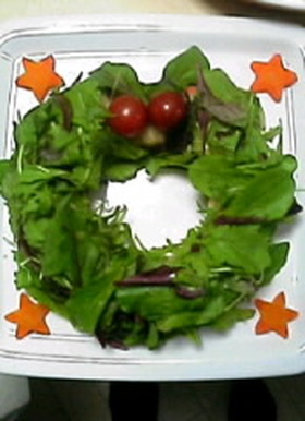 簡単★クリスマスリース風サラダ★