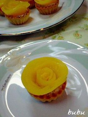 父の日に♪黄色いミニバラのヨーグルタルト