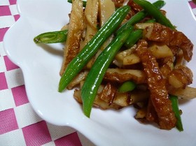 ちくわといんげんのにんにく醤油炒め
