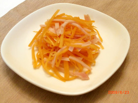 にんじんとハムde超簡単★さっぱり和え