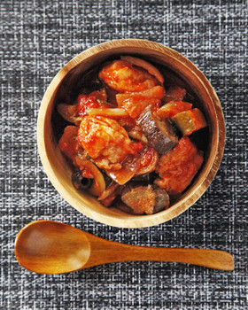 カチャトーラ(チキンの夏野菜煮込み)