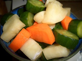 たっぷり食べよう！簡単　浅漬サラダ