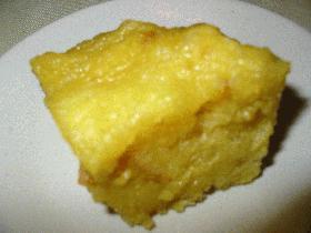 パンで作る黄金色の蒸しケーキ