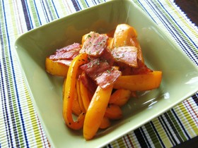 ○パプリカとベーコンのカレー粉炒め