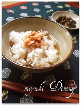夏にオススメ！冷たい鮭茶漬け