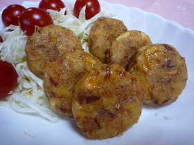 焼き鳥のじゃがいも麩ハンバーグ