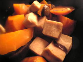 高野豆腐と人参と茄子と椎茸の煮物