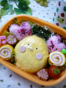 クルクルラップおにぎり♪ひよこちゃん弁当