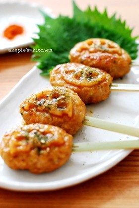 **れんこんつくねの甘辛焼き**