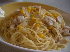 フライパンだけ！コーンと鶏肉のパスタ