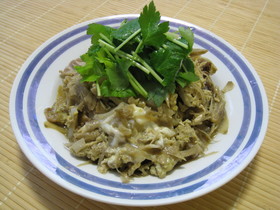 ★豚こま肉とごぼうの柳川風卵とじ